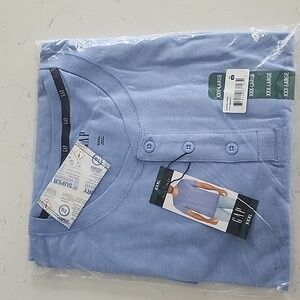 Gap 3XL light blue Henley T-shirt